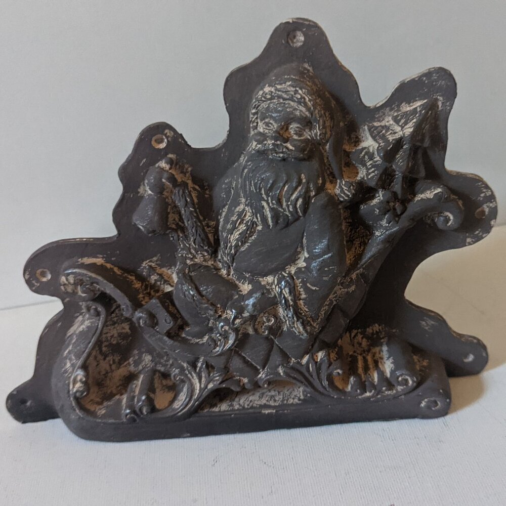 NWT Michael's Santa in Sleigh Faux Antique Baking Mold Holiday Christmas Decor
